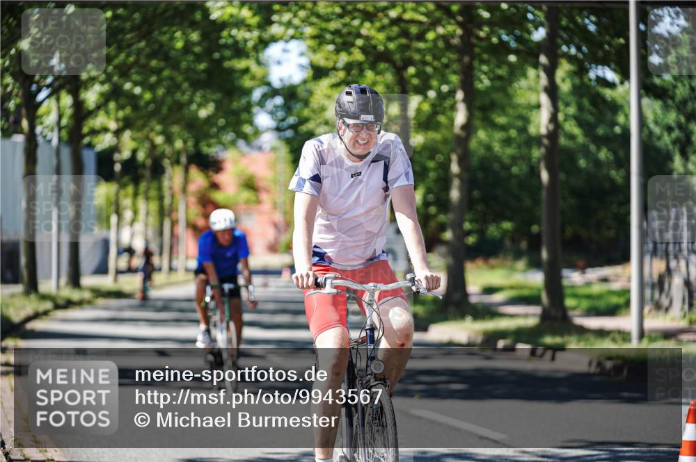 09.08.2026 - GEWOBA Citytriathlon Bremen Michael Burmester http://msf.ph/oto/9943567 09.08.2026 14:52:35 Radfahren 407, 445, 490 meine-sportfotos.de