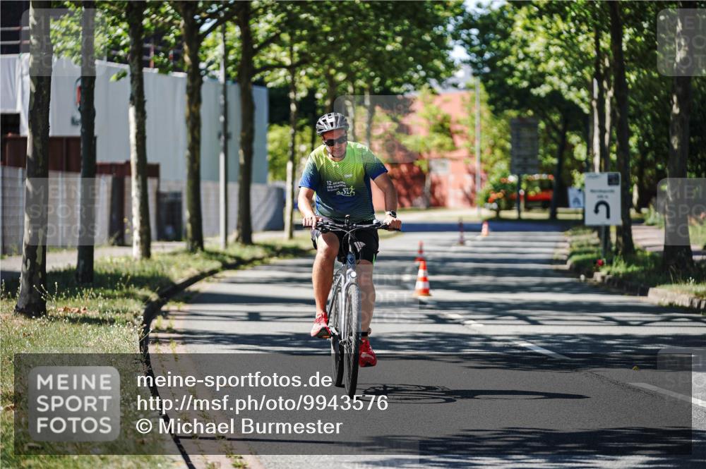 09.08.2026 - GEWOBA Citytriathlon Bremen Michael Burmester http://msf.ph/oto/9943576 09.08.2026 14:53:17 Radfahren 406 meine-sportfotos.de