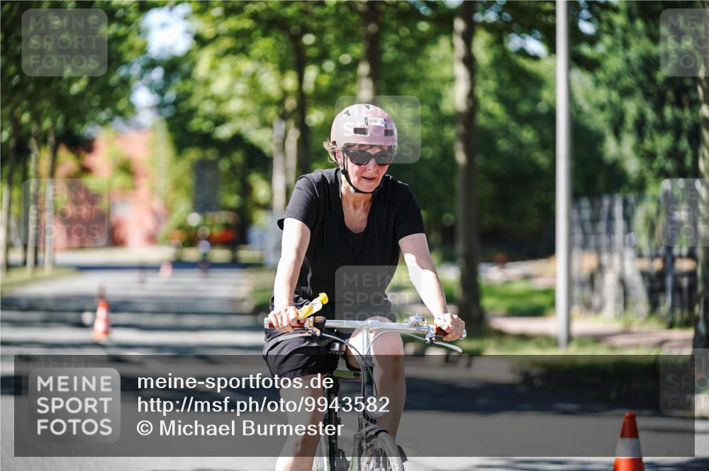 09.08.2026 - GEWOBA Citytriathlon Bremen Michael Burmester http://msf.ph/oto/9943582 09.08.2026 14:53:45 Radfahren 498 meine-sportfotos.de