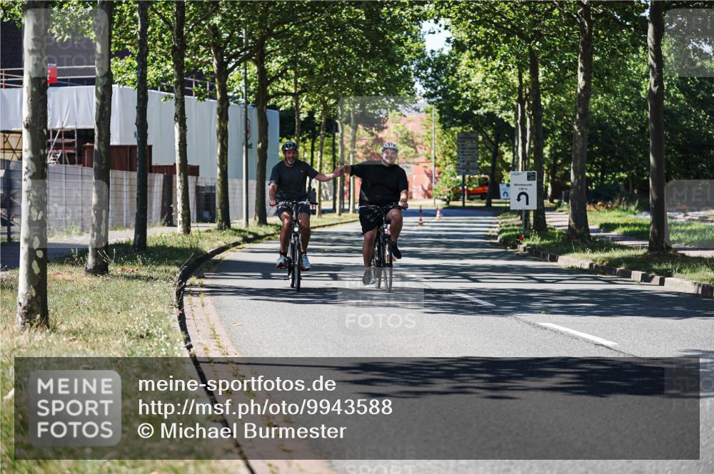 09.08.2026 - GEWOBA Citytriathlon Bremen Michael Burmester http://msf.ph/oto/9943588 09.08.2026 14:58:52 Radfahren 55, 444 meine-sportfotos.de