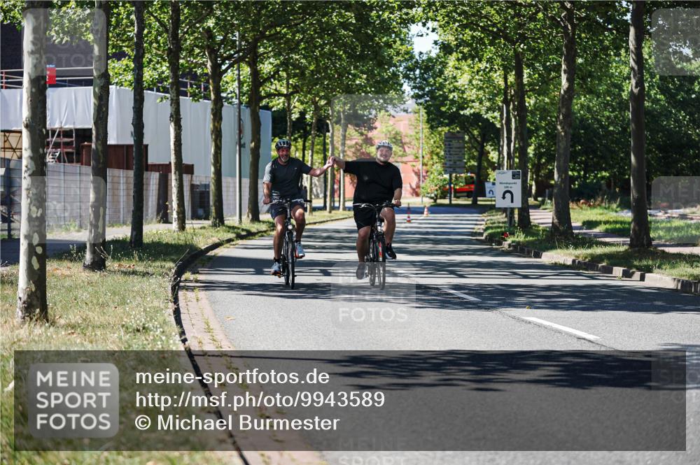 09.08.2026 - GEWOBA Citytriathlon Bremen Michael Burmester http://msf.ph/oto/9943589 09.08.2026 14:58:53 Radfahren 55, 444 meine-sportfotos.de
