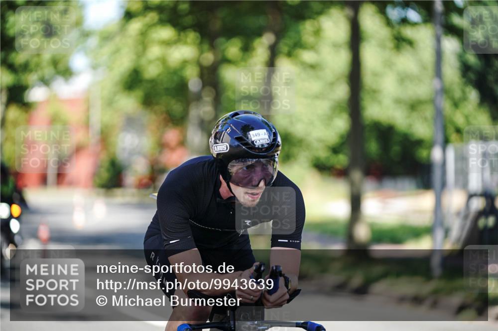 09.08.2026 - GEWOBA Citytriathlon Bremen Michael Burmester http://msf.ph/oto/9943639 09.08.2026 10:21:37 Radfahren 287, 349 meine-sportfotos.de