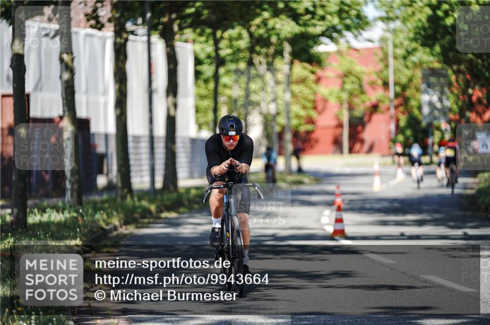 09.08.2026 - GEWOBA Citytriathlon Bremen Michael Burmester http://msf.ph/oto/9943664 09.08.2026 10:24:45 Radfahren 291, 314 meine-sportfotos.de