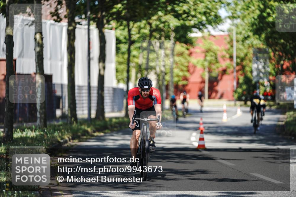 09.08.2026 - GEWOBA Citytriathlon Bremen Michael Burmester http://msf.ph/oto/9943673 09.08.2026 10:25:14 Radfahren 360, 377, 427 meine-sportfotos.de