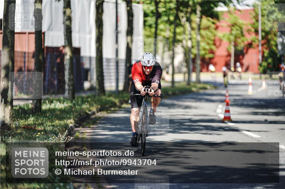 09.08.2026 - GEWOBA Citytriathlon Bremen Michael Burmester http://msf.ph/oto/9943704 09.08.2026 10:25:49 Radfahren 322, 372, 376 meine-sportfotos.de