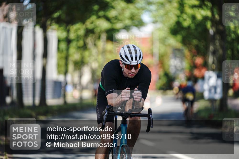09.08.2026 - GEWOBA Citytriathlon Bremen Michael Burmester http://msf.ph/oto/9943710 09.08.2026 10:25:52 Radfahren 322, 372 meine-sportfotos.de