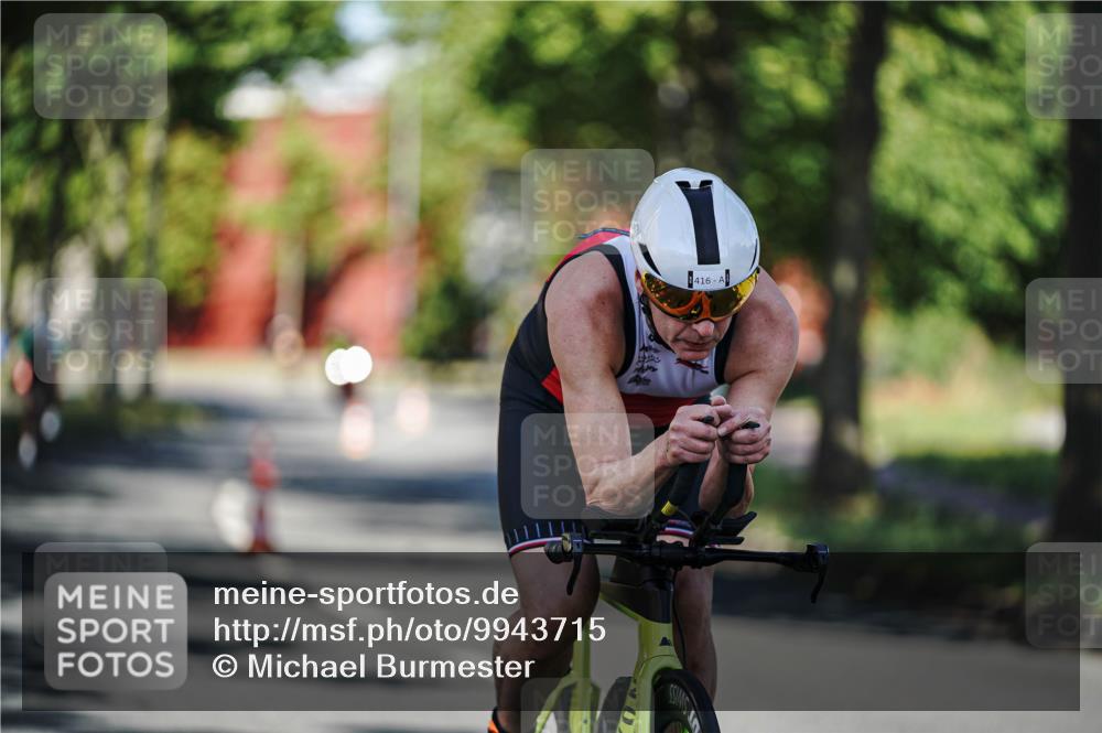 09.08.2026 - GEWOBA Citytriathlon Bremen Michael Burmester http://msf.ph/oto/9943715 09.08.2026 10:25:58 Radfahren 322, 372, 389, 416 meine-sportfotos.de