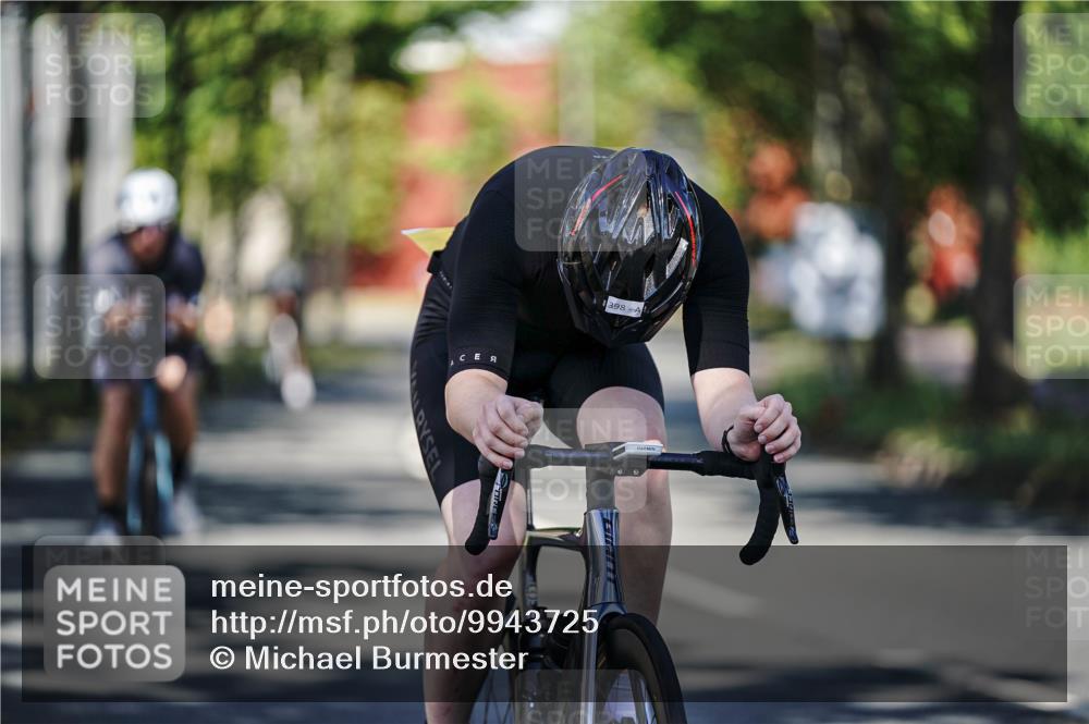 09.08.2026 - GEWOBA Citytriathlon Bremen Michael Burmester http://msf.ph/oto/9943725 09.08.2026 10:26:17 Radfahren 293, 318, 378, 398 meine-sportfotos.de