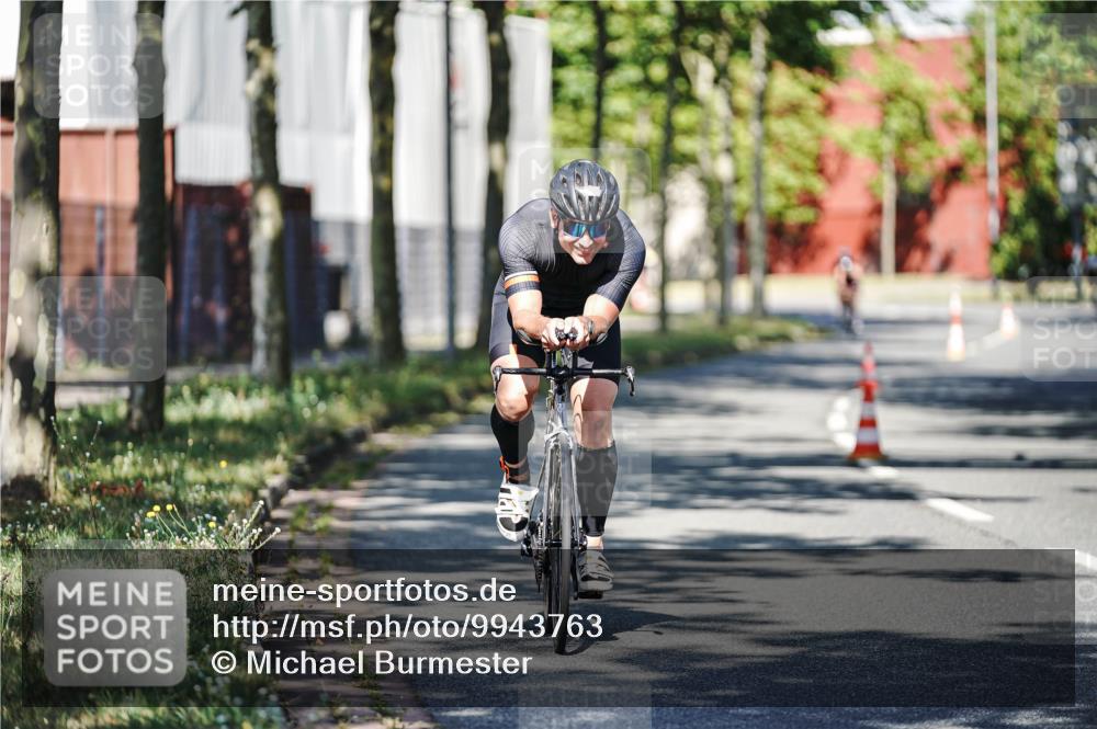 09.08.2026 - GEWOBA Citytriathlon Bremen Michael Burmester http://msf.ph/oto/9943763 09.08.2026 10:27:08 Radfahren 321, 342, 375, 400 meine-sportfotos.de
