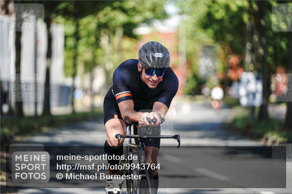 09.08.2026 - GEWOBA Citytriathlon Bremen Michael Burmester http://msf.ph/oto/9943764 09.08.2026 10:27:08 Radfahren 321, 342, 375, 400 meine-sportfotos.de
