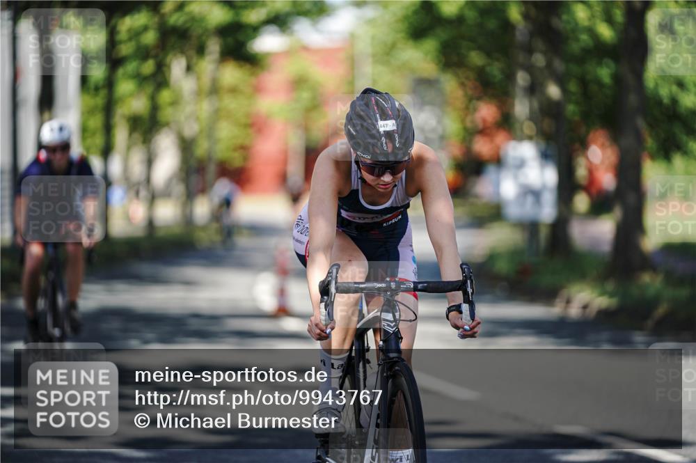 09.08.2026 - GEWOBA Citytriathlon Bremen Michael Burmester http://msf.ph/oto/9943767 09.08.2026 10:27:18 Radfahren 342, 375, 391, 447 meine-sportfotos.de