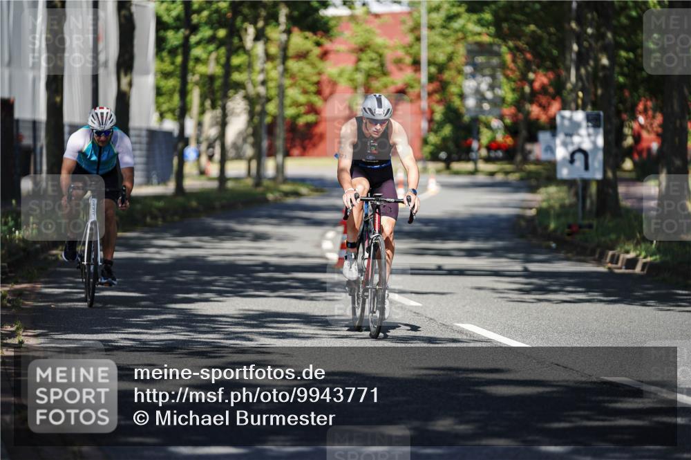 09.08.2026 - GEWOBA Citytriathlon Bremen Michael Burmester http://msf.ph/oto/9943771 09.08.2026 10:27:25 Radfahren 368, 391, 447, 523 meine-sportfotos.de