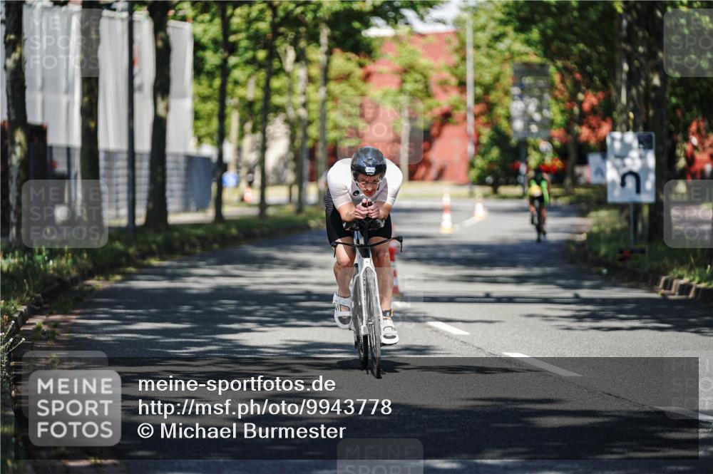 09.08.2026 - GEWOBA Citytriathlon Bremen Michael Burmester http://msf.ph/oto/9943778 09.08.2026 10:27:37 Radfahren 338, 339, 368, 523, 529 meine-sportfotos.de