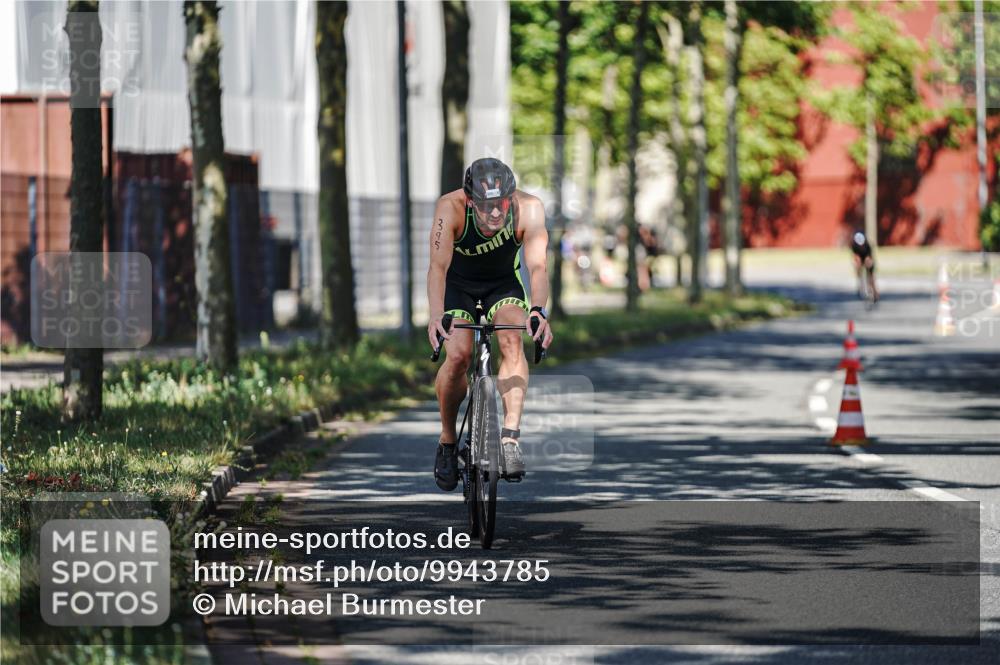 09.08.2026 - GEWOBA Citytriathlon Bremen Michael Burmester http://msf.ph/oto/9943785 09.08.2026 10:28:13 Radfahren 395 meine-sportfotos.de