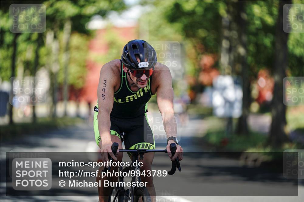 09.08.2026 - GEWOBA Citytriathlon Bremen Michael Burmester http://msf.ph/oto/9943789 09.08.2026 10:28:14 Radfahren 395, 502 meine-sportfotos.de