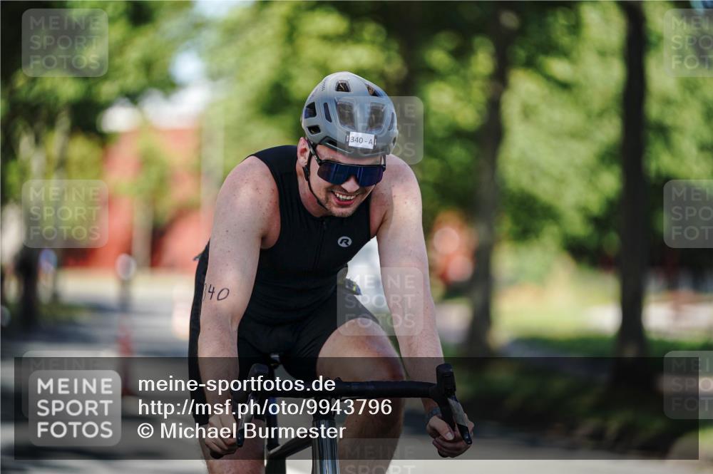 09.08.2026 - GEWOBA Citytriathlon Bremen Michael Burmester http://msf.ph/oto/9943796 09.08.2026 10:28:28 Radfahren 329, 332, 340, 362, 502 meine-sportfotos.de