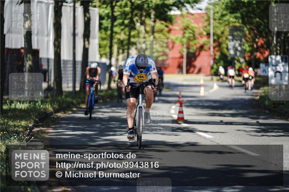 09.08.2026 - GEWOBA Citytriathlon Bremen Michael Burmester http://msf.ph/oto/9943816 09.08.2026 10:28:48 Radfahren 356, 369, 394, 465, 517 meine-sportfotos.de