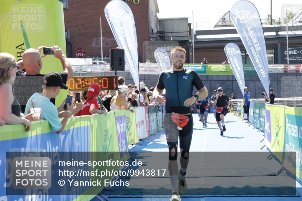 09.08.2026 - GEWOBA Citytriathlon Bremen Yannick Fuchs http://msf.ph/oto/9943817 09.08.2026 14:12:24 Ziel 545, 587, 642, 763, 1126 meine-sportfotos.de