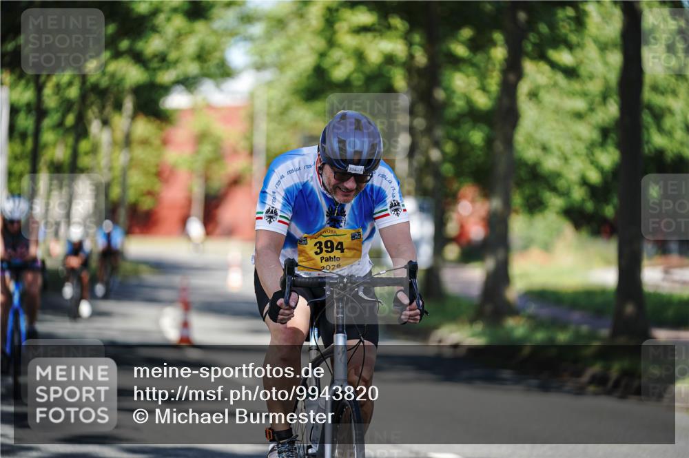 09.08.2026 - GEWOBA Citytriathlon Bremen Michael Burmester http://msf.ph/oto/9943820 09.08.2026 10:28:49 Radfahren 356, 369, 394, 465, 517, 519 meine-sportfotos.de