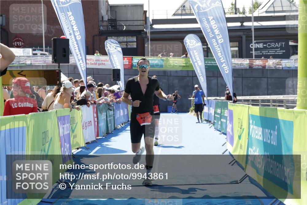 09.08.2026 - GEWOBA Citytriathlon Bremen Yannick Fuchs http://msf.ph/oto/9943861 09.08.2026 14:12:35 Ziel 555, 618, 680 meine-sportfotos.de