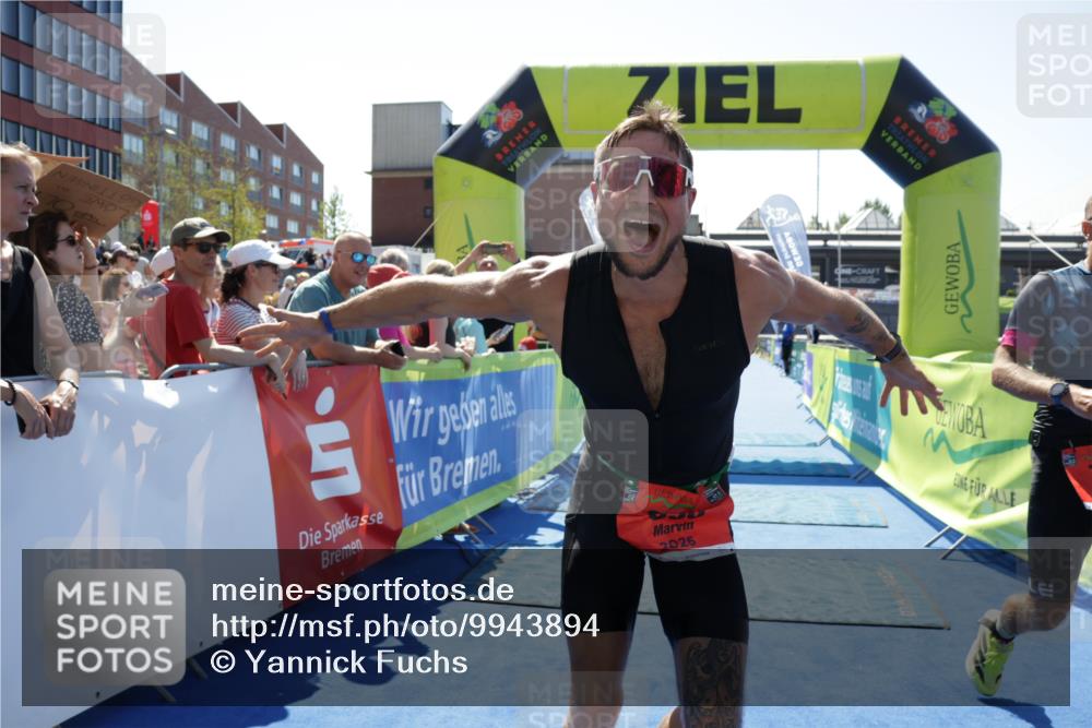09.08.2026 - GEWOBA Citytriathlon Bremen Yannick Fuchs http://msf.ph/oto/9943894 09.08.2026 14:12:46 Ziel 698, 778 meine-sportfotos.de