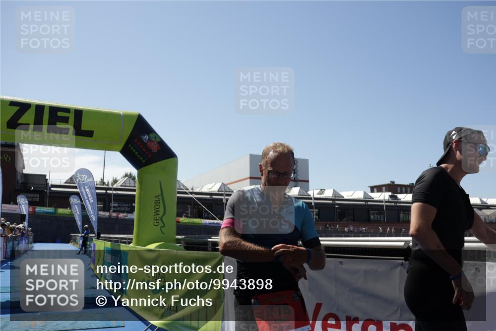 09.08.2026 - GEWOBA Citytriathlon Bremen Yannick Fuchs http://msf.ph/oto/9943898 09.08.2026 14:12:47 Ziel 698, 778 meine-sportfotos.de