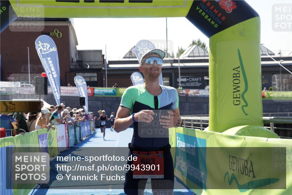 09.08.2026 - GEWOBA Citytriathlon Bremen Yannick Fuchs http://msf.ph/oto/9943901 09.08.2026 14:13:04 Ziel 683, 1143 meine-sportfotos.de