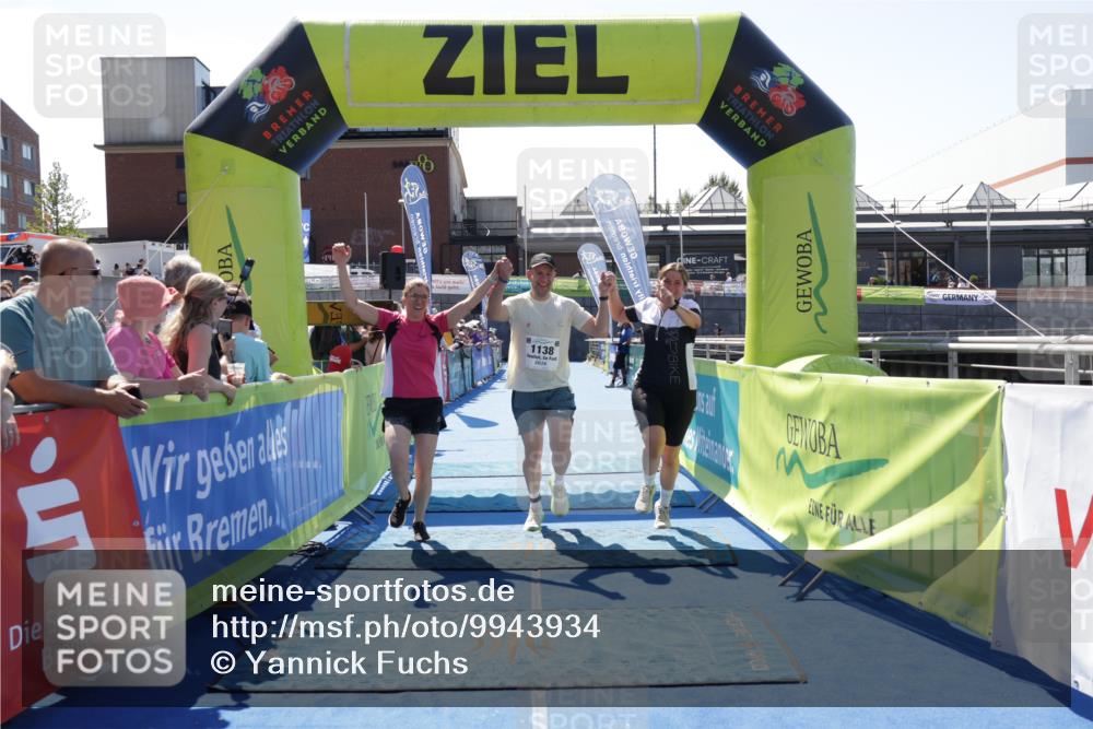 09.08.2026 - GEWOBA Citytriathlon Bremen Yannick Fuchs http://msf.ph/oto/9943934 09.08.2026 14:13:17 Ziel 1138 meine-sportfotos.de