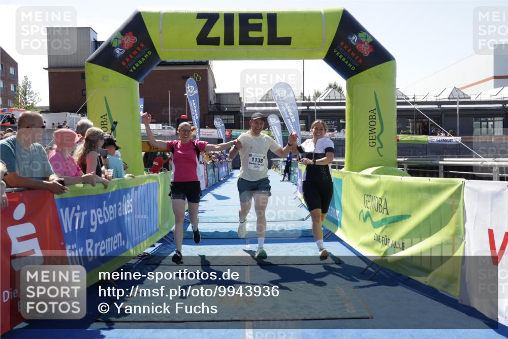 09.08.2026 - GEWOBA Citytriathlon Bremen Yannick Fuchs http://msf.ph/oto/9943936 09.08.2026 14:13:17 Ziel 1138 meine-sportfotos.de