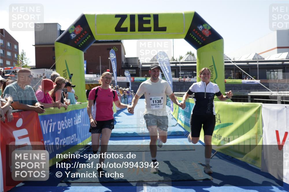 09.08.2026 - GEWOBA Citytriathlon Bremen Yannick Fuchs http://msf.ph/oto/9943942 09.08.2026 14:13:18 Ziel 1138 meine-sportfotos.de