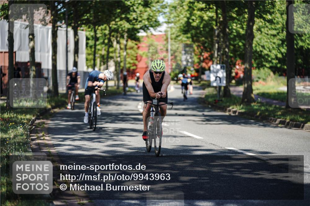 09.08.2026 - GEWOBA Citytriathlon Bremen Michael Burmester http://msf.ph/oto/9943963 09.08.2026 10:29:42 Radfahren 231, 289, 295, 298, 300, 312, 328, 363, 364, 379, 403, 406, 479 meine-sportfotos.de