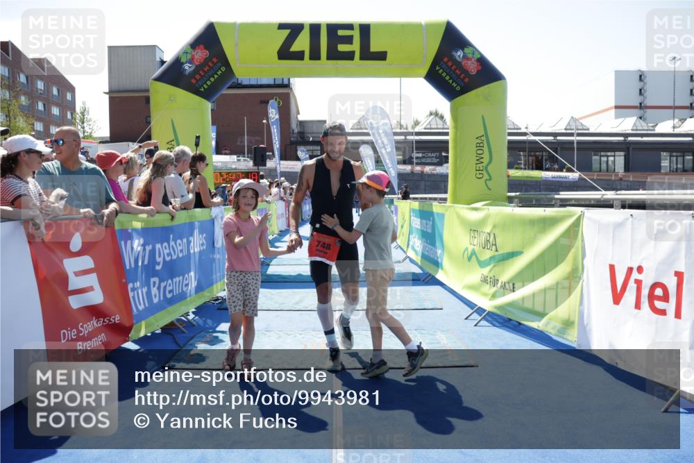 09.08.2026 - GEWOBA Citytriathlon Bremen Yannick Fuchs http://msf.ph/oto/9943981 09.08.2026 14:13:41 Ziel 679, 748 meine-sportfotos.de