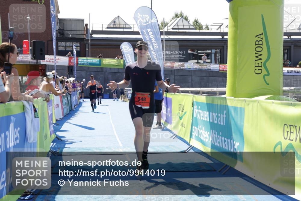 09.08.2026 - GEWOBA Citytriathlon Bremen Yannick Fuchs http://msf.ph/oto/9944019 09.08.2026 14:13:57 Ziel 548, 607, 781 meine-sportfotos.de