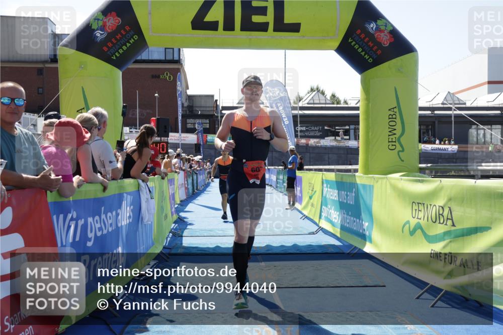 09.08.2026 - GEWOBA Citytriathlon Bremen Yannick Fuchs http://msf.ph/oto/9944040 09.08.2026 14:14:03 Ziel 597, 607, 1145 meine-sportfotos.de