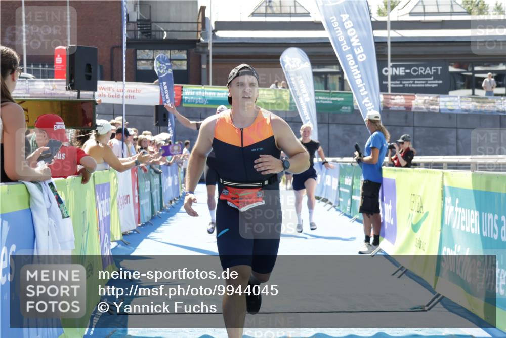 09.08.2026 - GEWOBA Citytriathlon Bremen Yannick Fuchs http://msf.ph/oto/9944045 09.08.2026 14:14:05 Ziel 597, 607, 1145 meine-sportfotos.de
