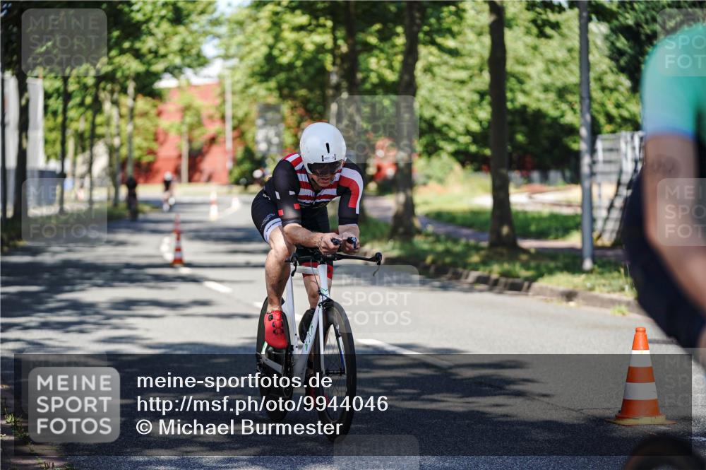 09.08.2026 - GEWOBA Citytriathlon Bremen Michael Burmester http://msf.ph/oto/9944046 09.08.2026 10:30:18 Radfahren 221, 294, 350, 366, 407 meine-sportfotos.de