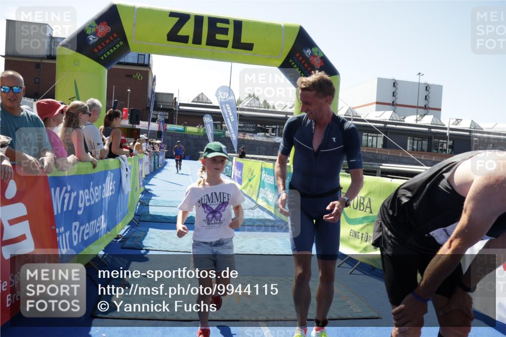 09.08.2026 - GEWOBA Citytriathlon Bremen Yannick Fuchs http://msf.ph/oto/9944115 09.08.2026 14:14:21 Ziel 759, 862, 1130 meine-sportfotos.de