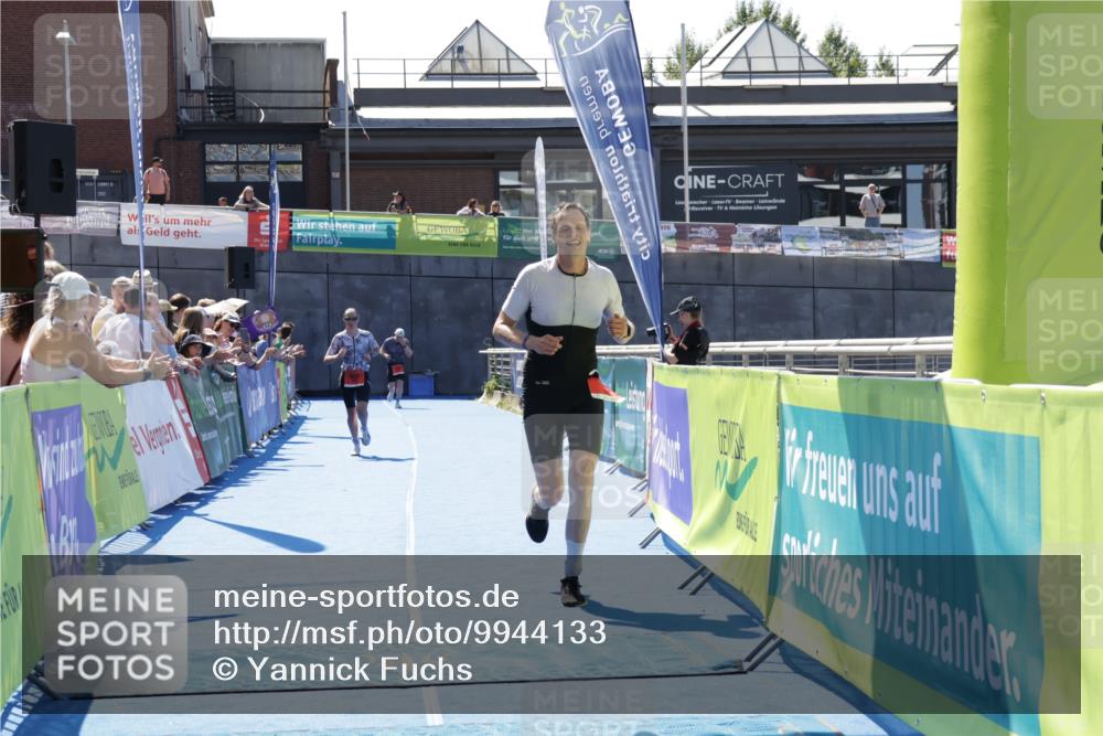 09.08.2026 - GEWOBA Citytriathlon Bremen Yannick Fuchs http://msf.ph/oto/9944133 09.08.2026 14:14:38 Ziel 728, 960 meine-sportfotos.de