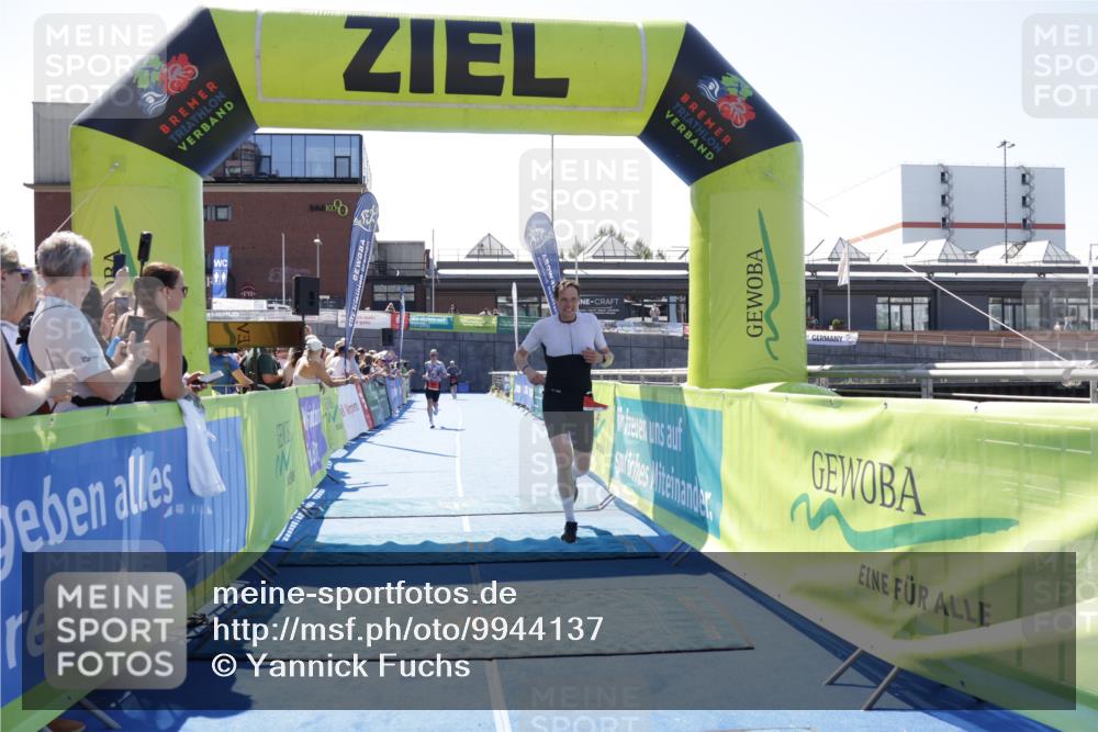09.08.2026 - GEWOBA Citytriathlon Bremen Yannick Fuchs http://msf.ph/oto/9944137 09.08.2026 14:14:39 Ziel 728, 960 meine-sportfotos.de