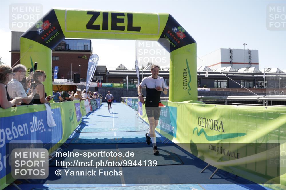 09.08.2026 - GEWOBA Citytriathlon Bremen Yannick Fuchs http://msf.ph/oto/9944139 09.08.2026 14:14:40 Ziel 728, 960 meine-sportfotos.de