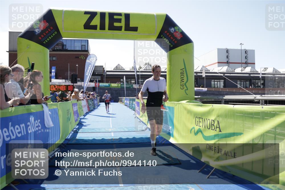 09.08.2026 - GEWOBA Citytriathlon Bremen Yannick Fuchs http://msf.ph/oto/9944140 09.08.2026 14:14:40 Ziel 728, 960 meine-sportfotos.de