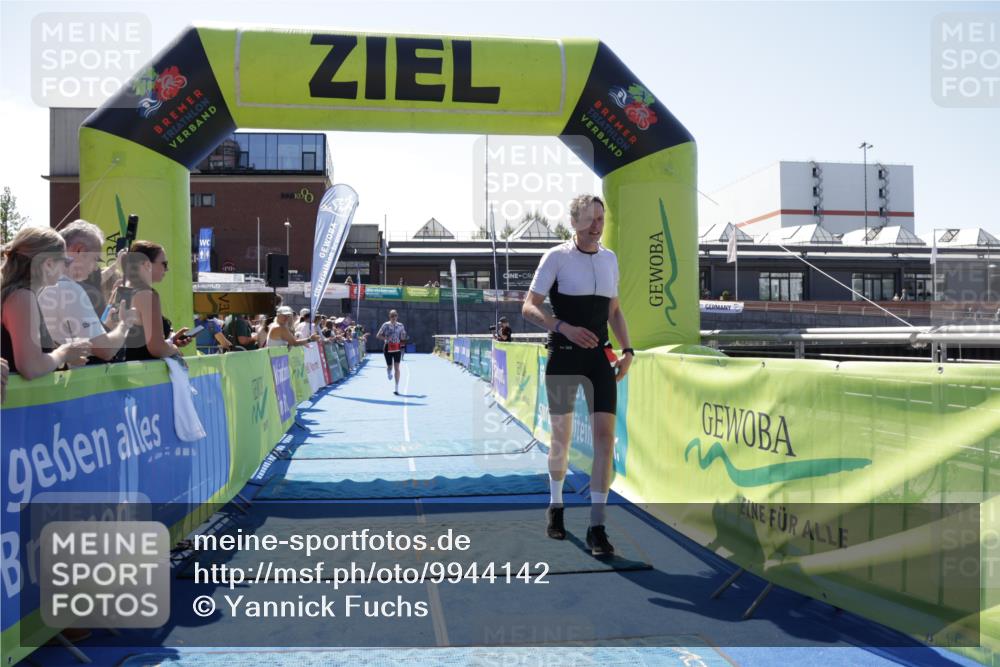 09.08.2026 - GEWOBA Citytriathlon Bremen Yannick Fuchs http://msf.ph/oto/9944142 09.08.2026 14:14:40 Ziel 728, 960 meine-sportfotos.de