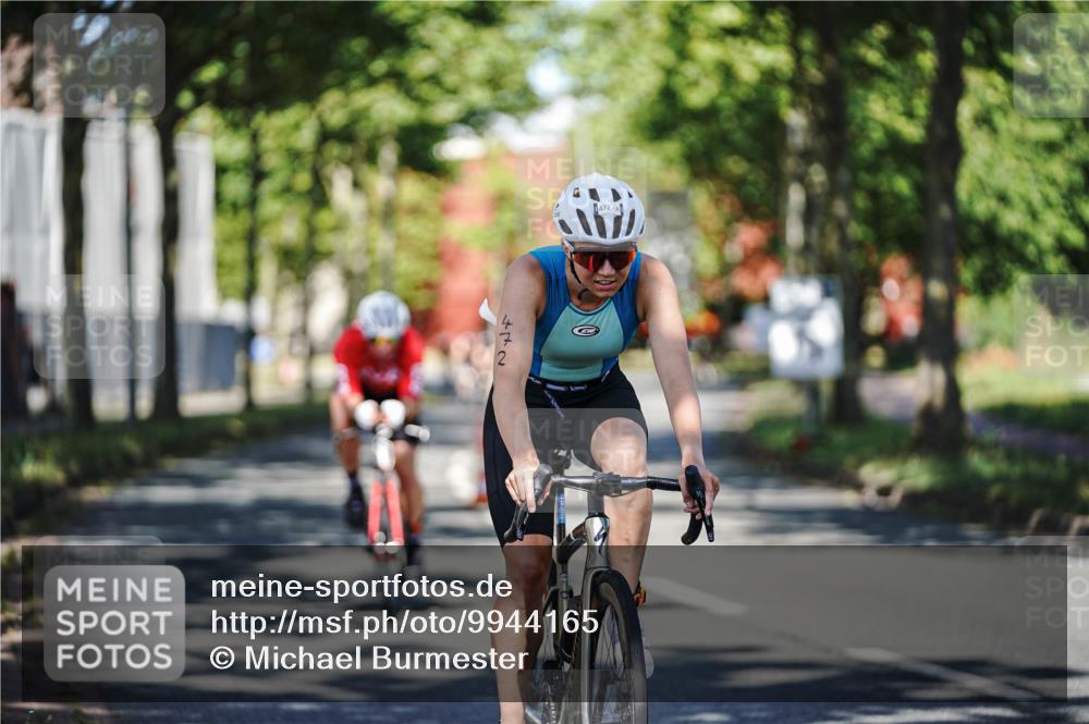 09.08.2026 - GEWOBA Citytriathlon Bremen Michael Burmester http://msf.ph/oto/9944165 09.08.2026 10:31:30 Radfahren 288, 304, 365, 397, 430, 454, 472 meine-sportfotos.de