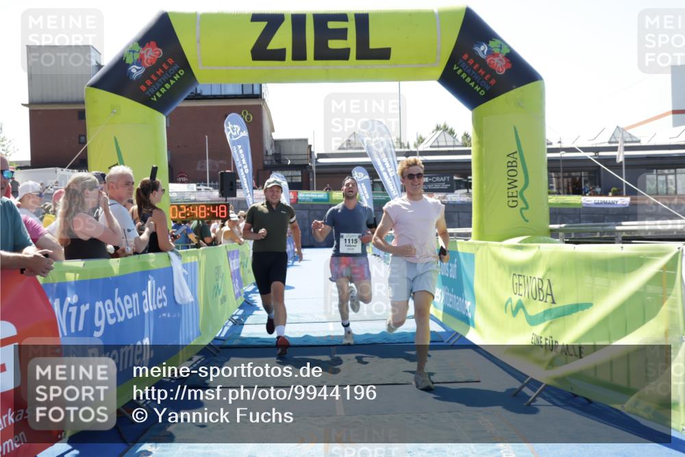 09.08.2026 - GEWOBA Citytriathlon Bremen Yannick Fuchs http://msf.ph/oto/9944196 09.08.2026 14:15:11 Ziel 1115 meine-sportfotos.de
