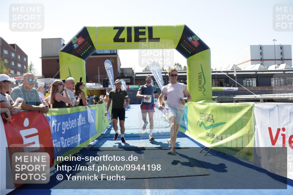 09.08.2026 - GEWOBA Citytriathlon Bremen Yannick Fuchs http://msf.ph/oto/9944198 09.08.2026 14:15:11 Ziel 1115 meine-sportfotos.de