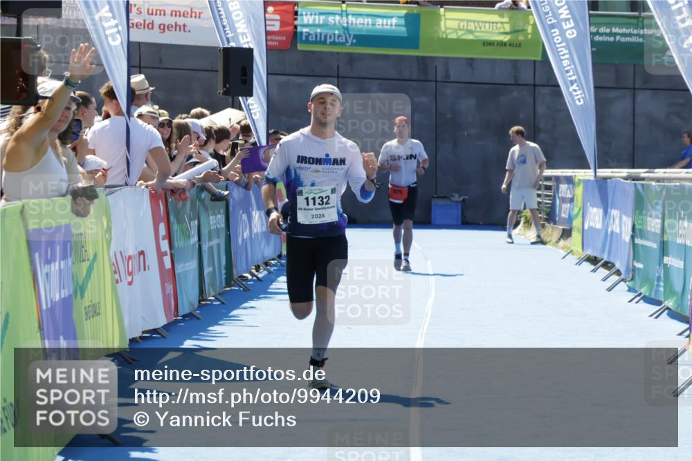 09.08.2026 - GEWOBA Citytriathlon Bremen Yannick Fuchs http://msf.ph/oto/9944209 09.08.2026 14:15:47 Ziel 1132 meine-sportfotos.de