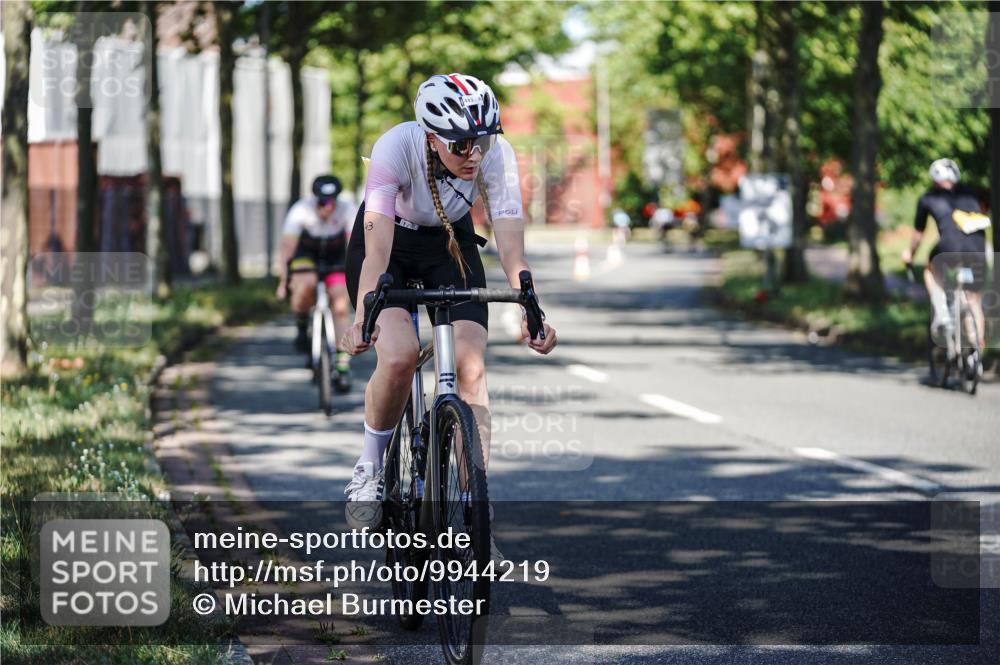 09.08.2026 - GEWOBA Citytriathlon Bremen Michael Burmester http://msf.ph/oto/9944219 09.08.2026 10:31:48 Radfahren 25, 125, 288, 337, 344, 397, 405, 430, 443, 458, 489 meine-sportfotos.de