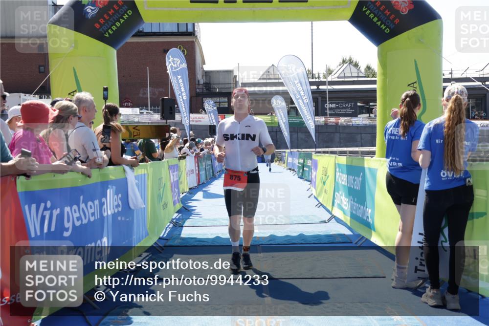09.08.2026 - GEWOBA Citytriathlon Bremen Yannick Fuchs http://msf.ph/oto/9944233 09.08.2026 14:15:55 Ziel 875, 1123 meine-sportfotos.de