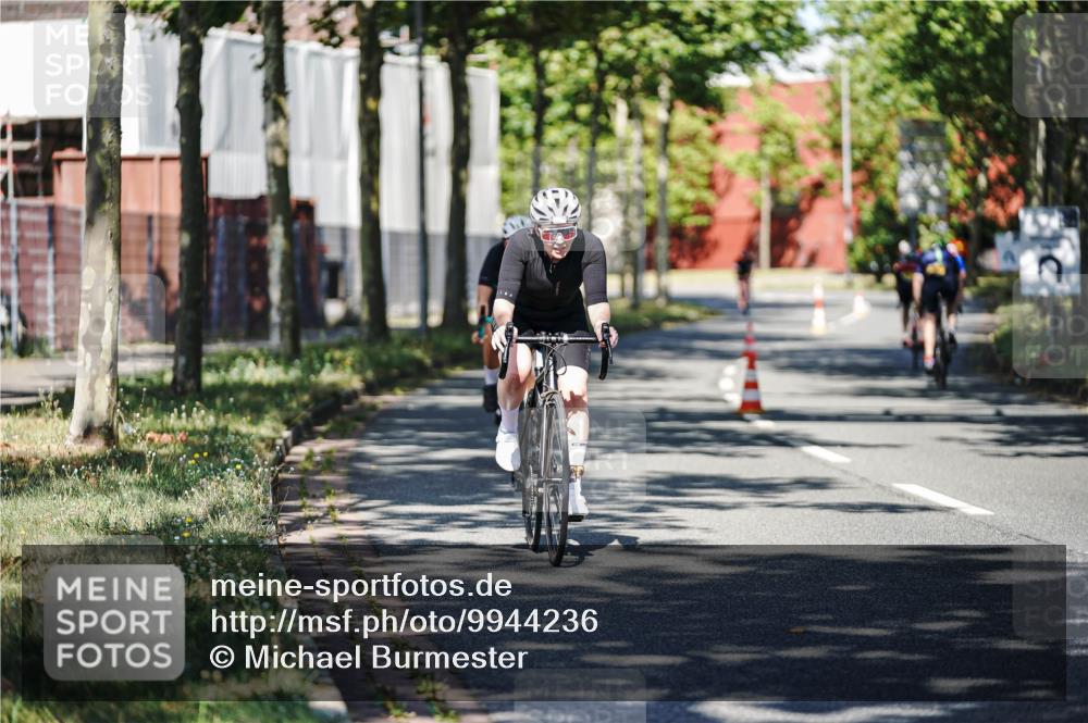 09.08.2026 - GEWOBA Citytriathlon Bremen Michael Burmester http://msf.ph/oto/9944236 09.08.2026 10:31:59 Radfahren 25, 337, 344, 481, 482, 489, 500 meine-sportfotos.de