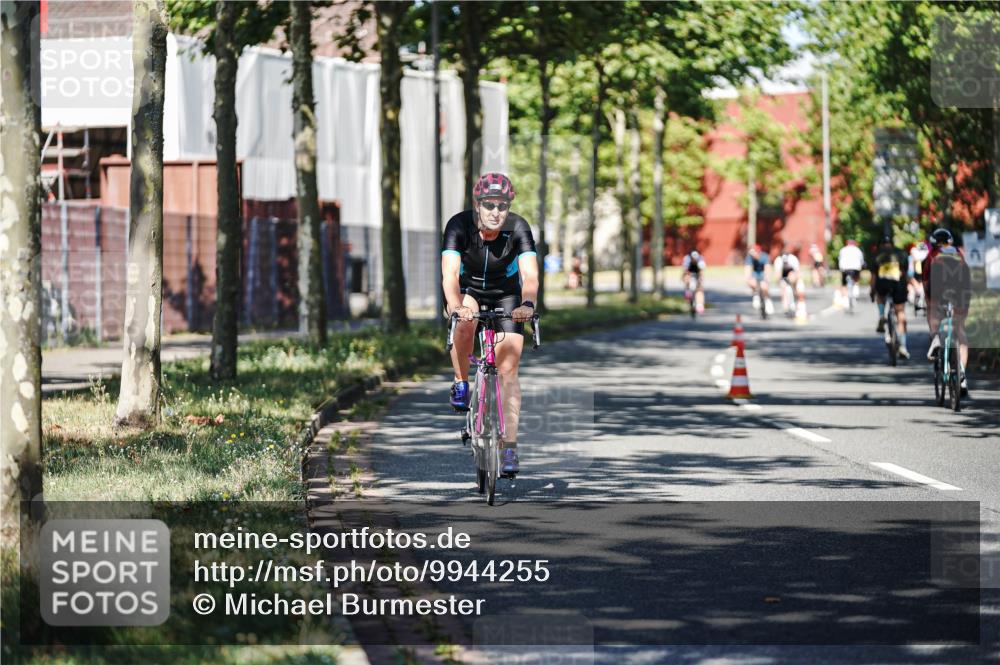 09.08.2026 - GEWOBA Citytriathlon Bremen Michael Burmester http://msf.ph/oto/9944255 09.08.2026 10:32:09 Radfahren 456, 481, 482, 500 meine-sportfotos.de
